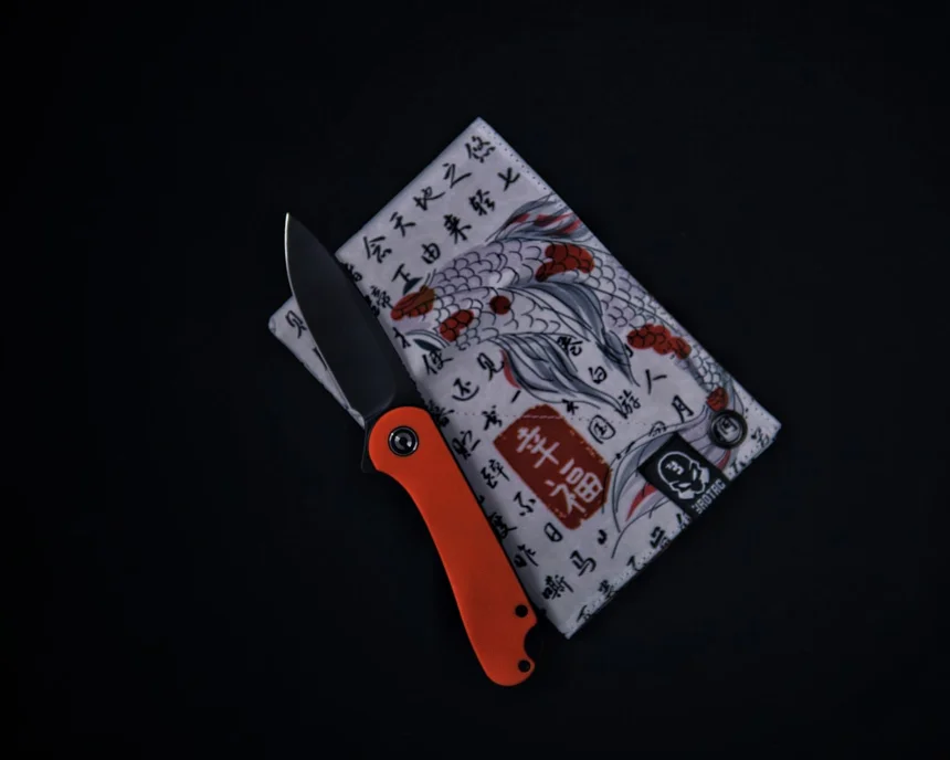 Handkerchief