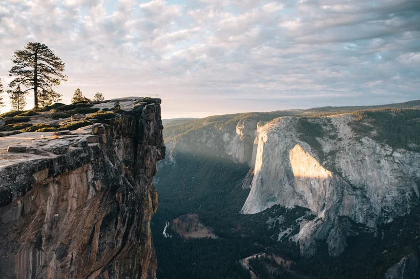 Cliff