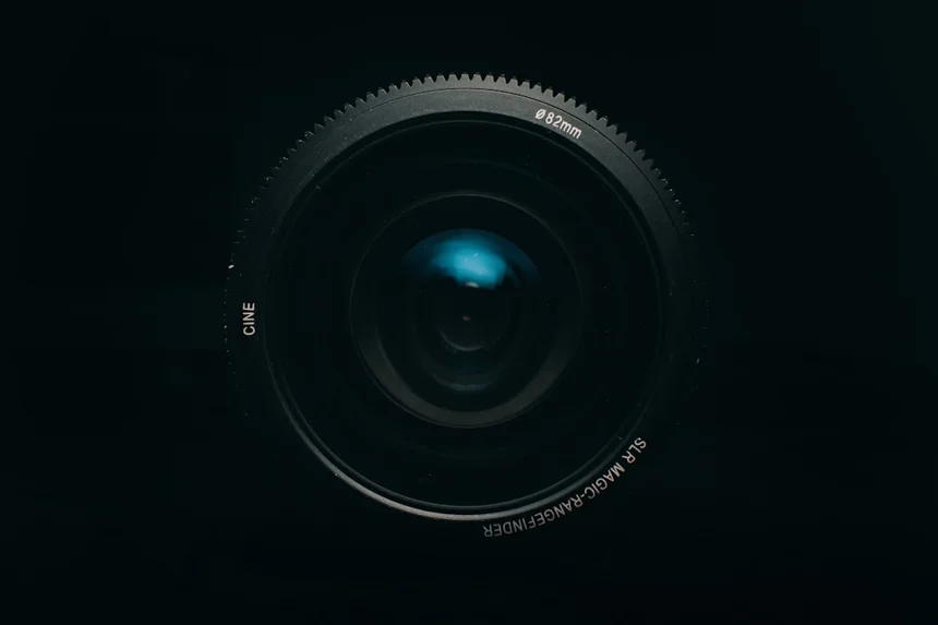 Lens