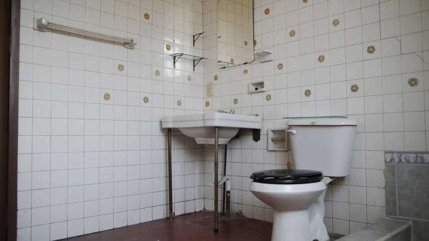 Toilet.